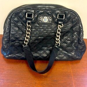 Black quilted leather stam bag